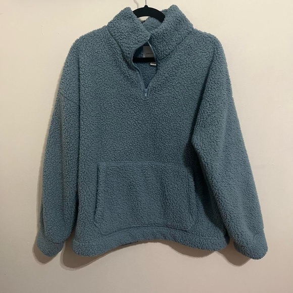 American Eagle Outfitters Jackets & Blazers - American eagle sherpa jacket